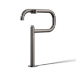 Grifería auxiliar diseñada para llenar ollas directamente sobre la estufa o la encimera