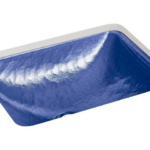 Lavamanos de vidrio bajo encimera