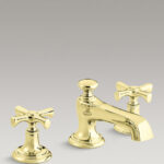 Grifería para lavamanos con surtidor tradicional y manerales en cruz